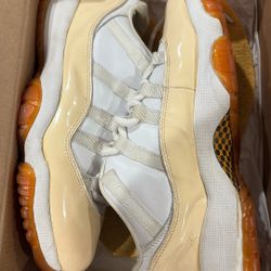 Jordan 11low