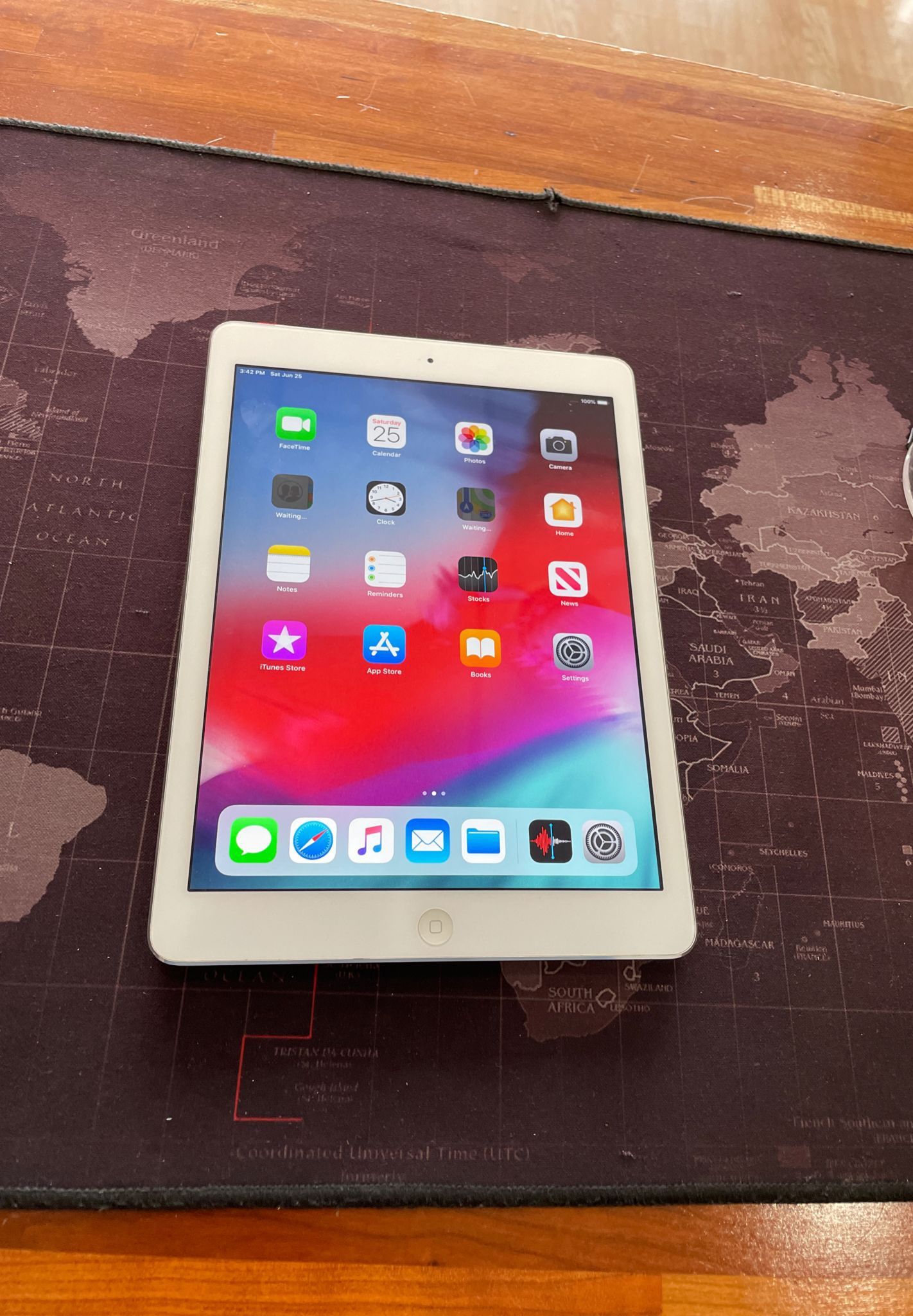 Apple IPAD AIR 1 64GB CELLULAR UNlOCKED IOS 12.5