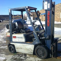 4000 LB. Capacity Komatsu Cushion Propane Forklift 