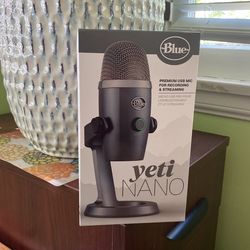 Blue Yeti Nano USB Mic