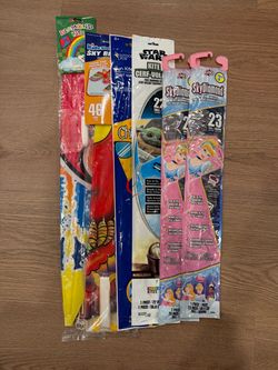 6 Pack Assorted Children Kite Bundle - Star Wars, Disney Cinderella, and more