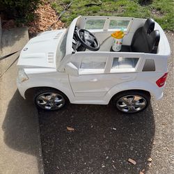 Mercedes Benz Ride On