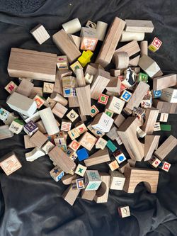 147 wood blocks