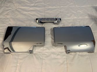 Toyota Tundra Chrome Trim Set