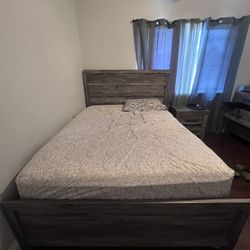 Bedroom Set For Sale Need Gone ASAP 