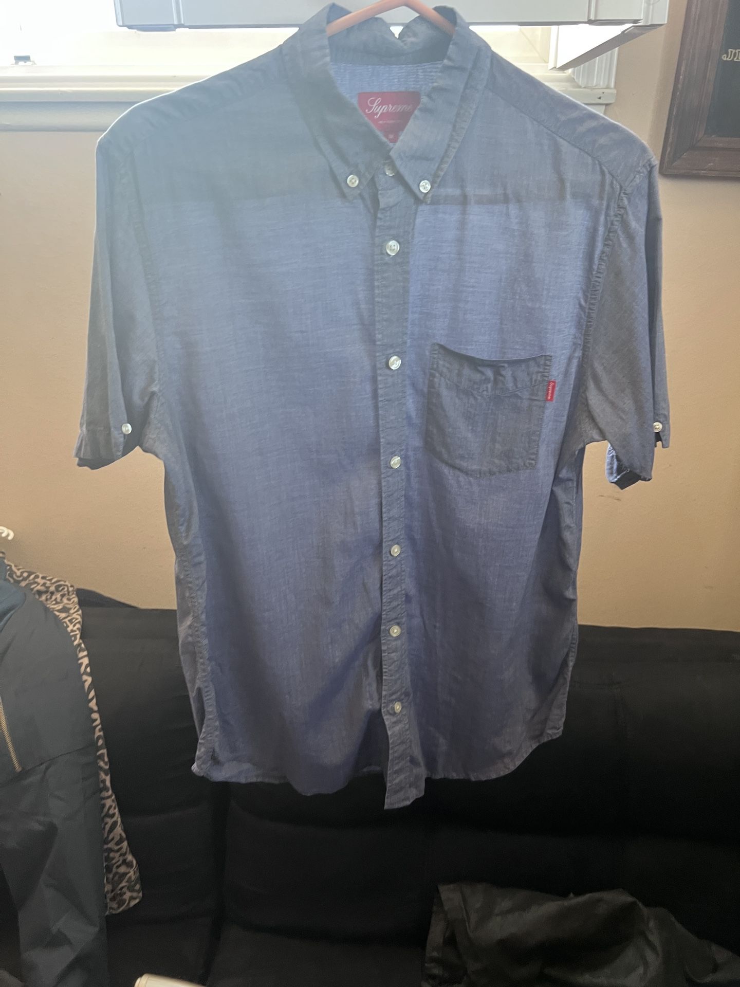 SUPREME NY BUTTON UP M