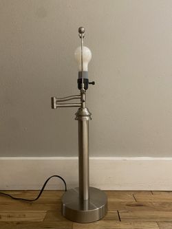 Metal Lamp Base With Rotatable Arm