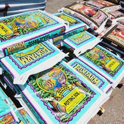 FoxFarm Ocean Forest Potting Soil 1.5 Cu Ft 