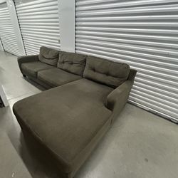 Sectional Couch FREE DELIVER