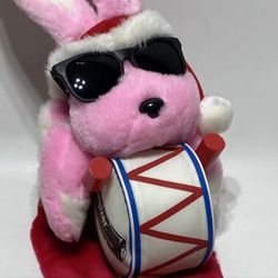 Vintage 1993 Energizer Bunny Christmas Stocking Pink Rabbit Sunglasses + Drum Battery Advertisement 