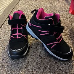 Girls Hiking Boots 🥾 NEW Size 1 🌸