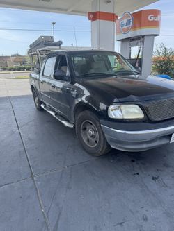 2003 Ford E-150