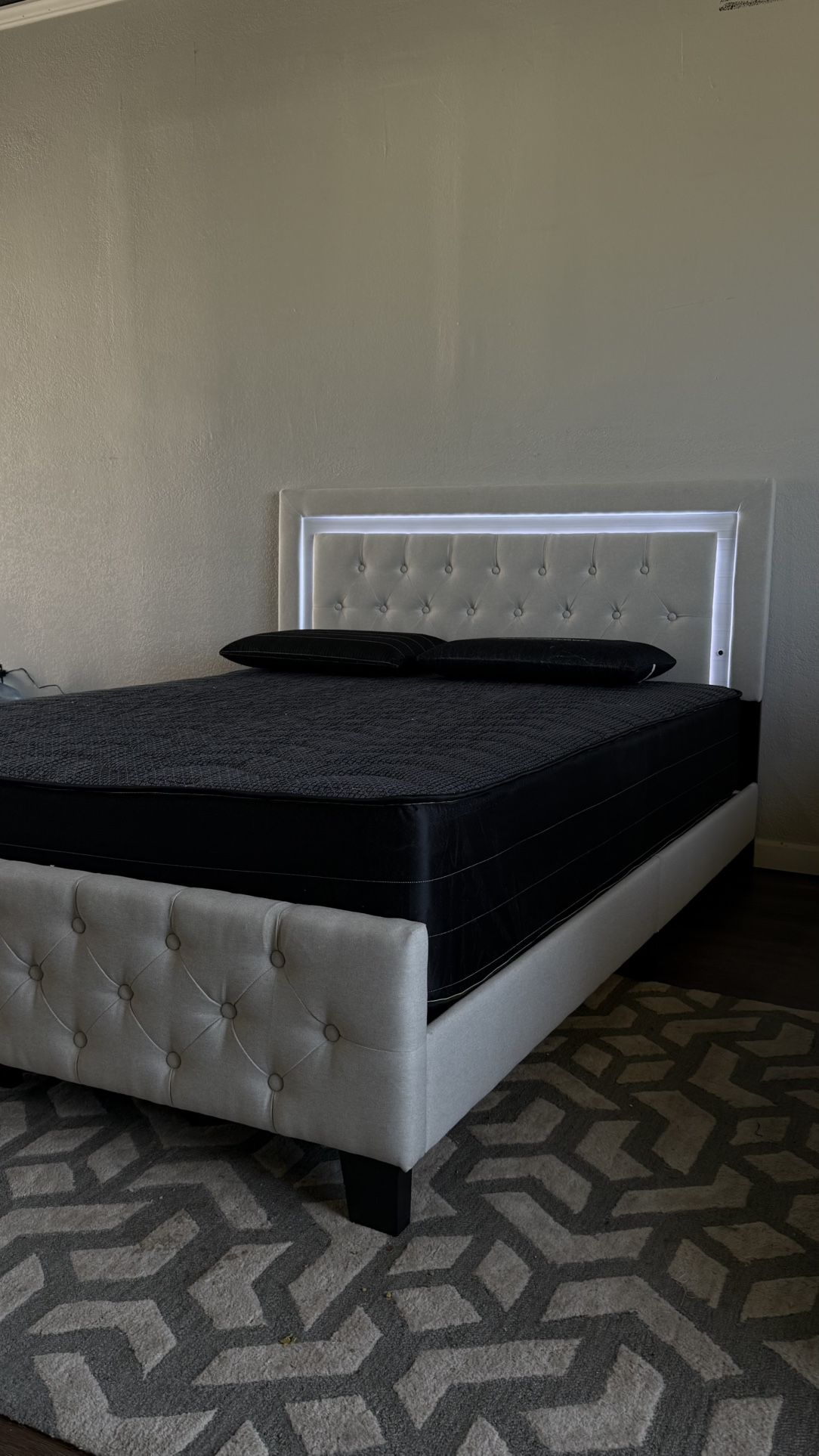 Brand New King Size Beige LED LIGHT Bed Frame With New Mattress/Fast Delivery