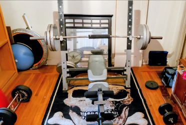 WEIGHT BENCH & WEIGHTS