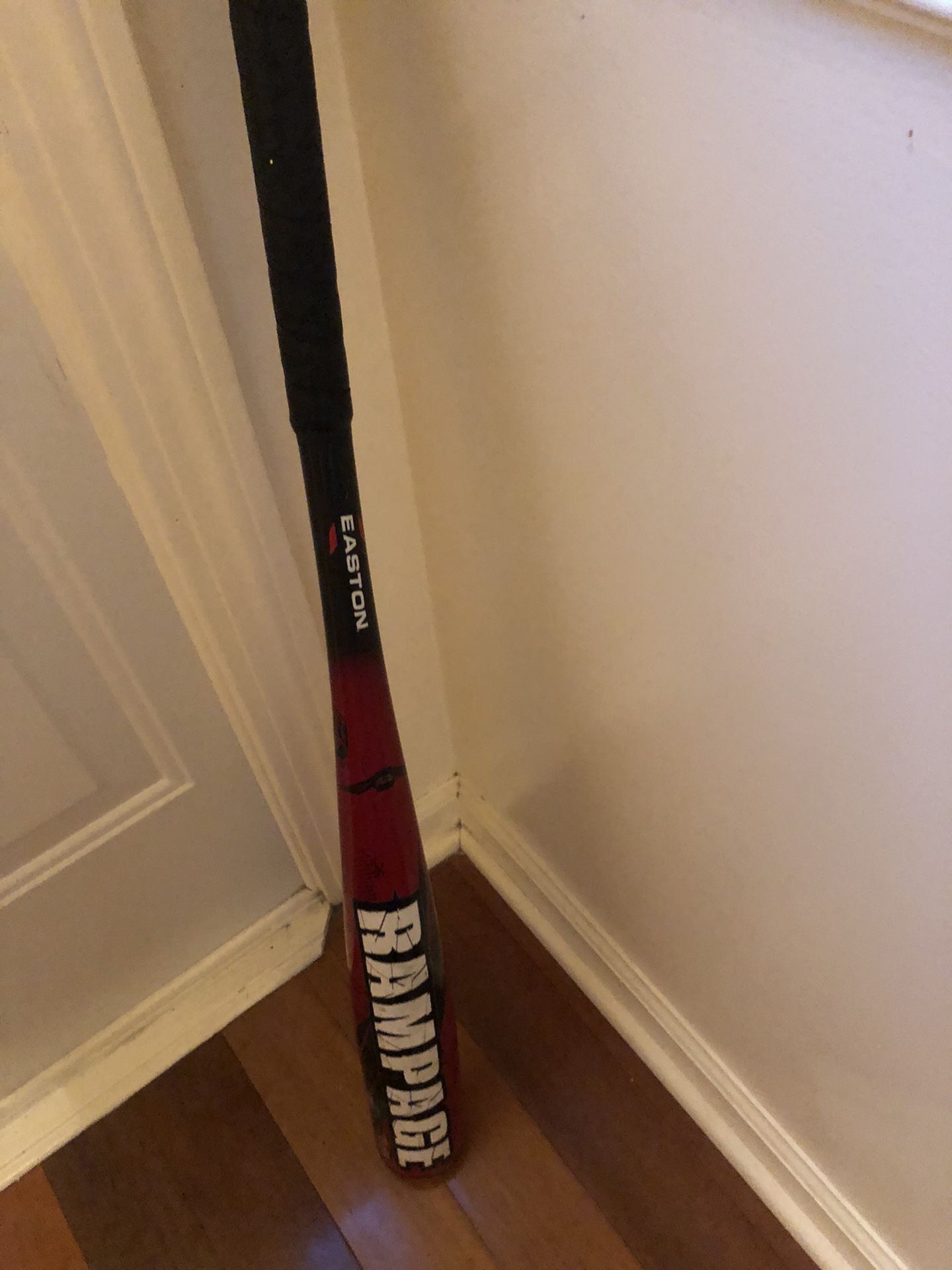 Easton Rampage Senior League Baseball Bat: BX49