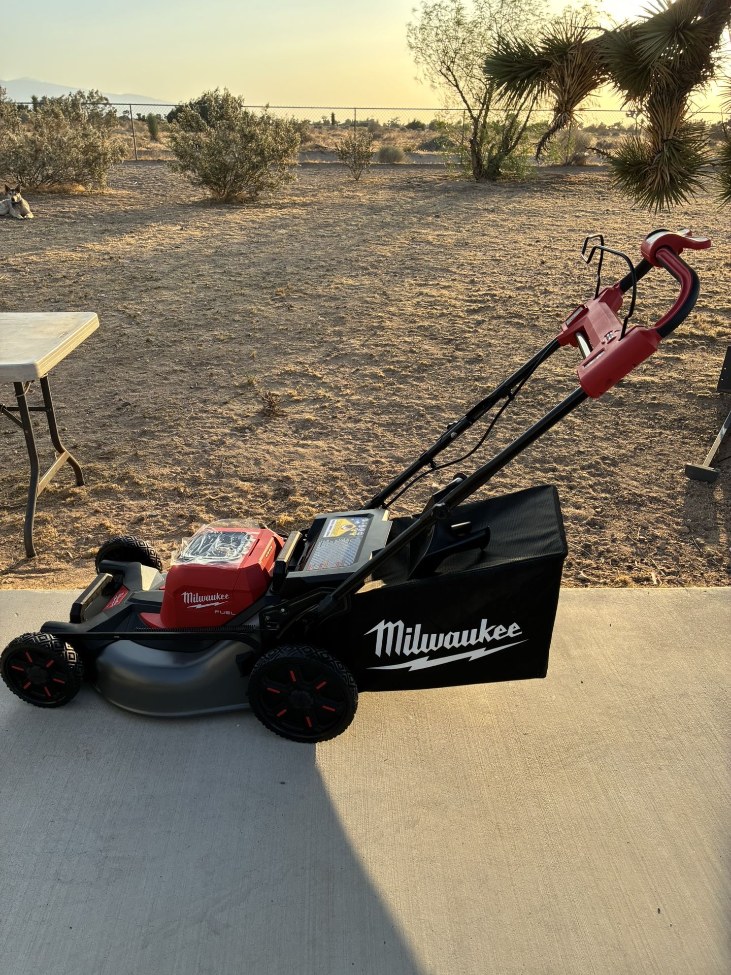 Milwaukee Fuel Lawnmower-18V-Self propelled 21 Inch.  TOOL ONLY