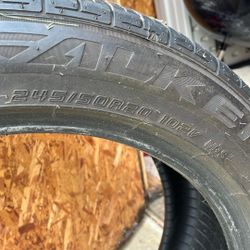 Tire 245/50/20