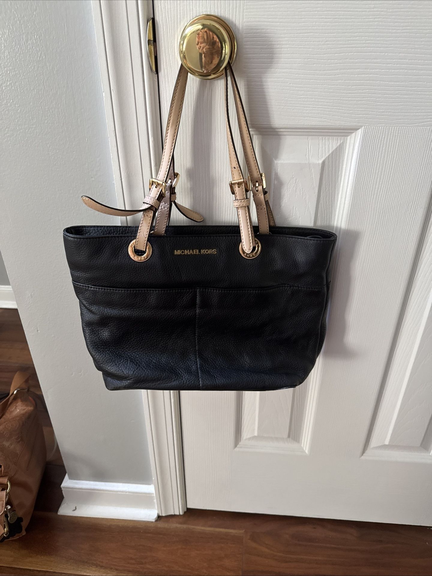 Michael Kors Bedford Pebbled Black Leather Shoulder Tote Bag Purse