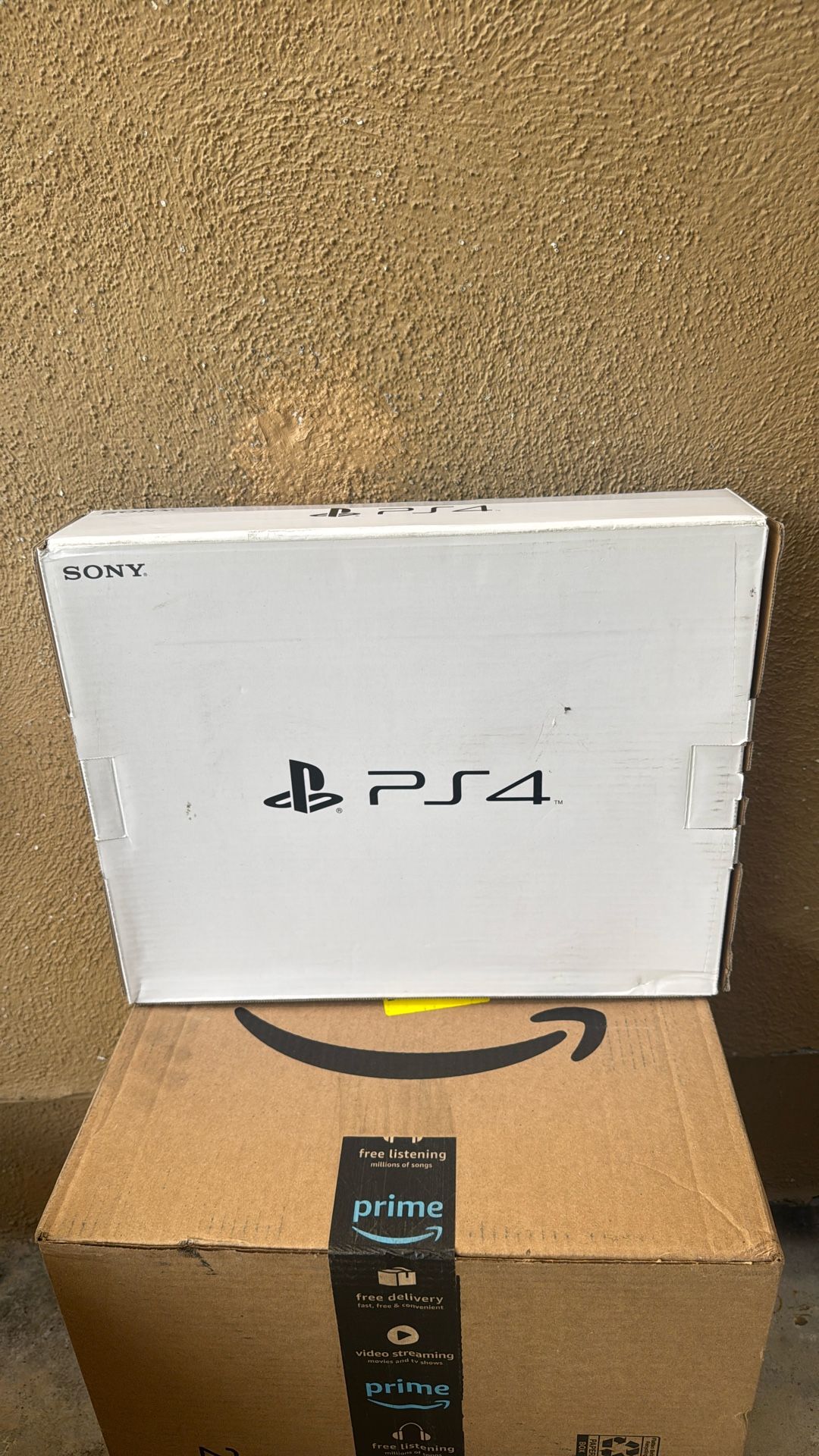 PlayStation 4 Console New