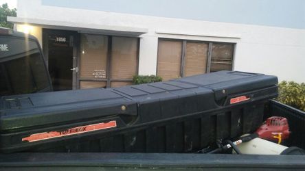 Tuff box tool box for truck