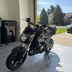 Z125