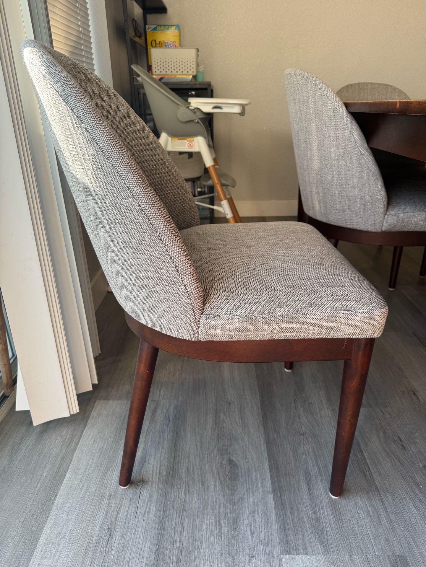 Table and 6 chairs