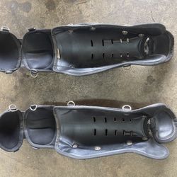 Youth Rawlings Shin Guards Used