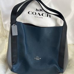 Authentic Coach Hadley Hobo Leather Bag (Like New) 