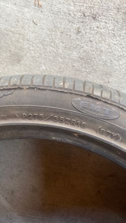 2 tire for sale P275/35zr18