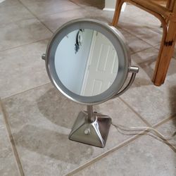 Conair Lighted Makeup Mirror 