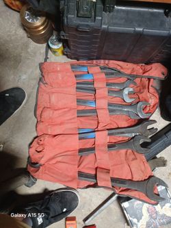 Jumbo Wrench set