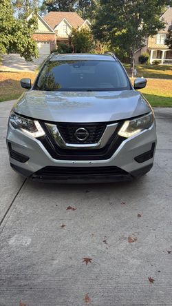 Nissan Rogue SUV Silver