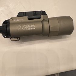 Surefire X300 Ultra