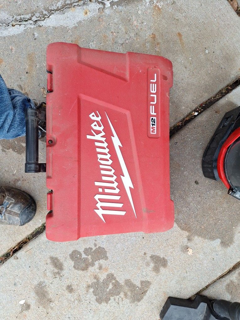 M12 Drill Driver Case
