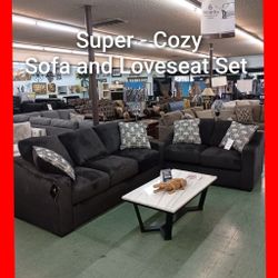 💥 Super Cozy Sofa And Loveseat Set 