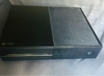 Microsoft Xbox One Console with Headset