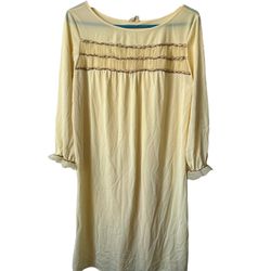 Vintage Carol Brent Yellow Night Gown look at measurements Nylon, ruffled front.  The size tag was cut but I took the measurements.  Based on them I b