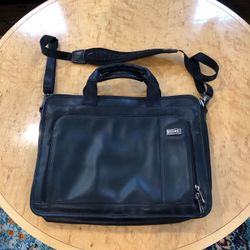 VICTORINOX LEATHER BRIEFCASE 