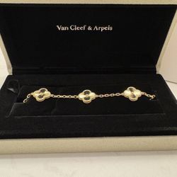 *BEST OFFER* Van Cleef Bracelet