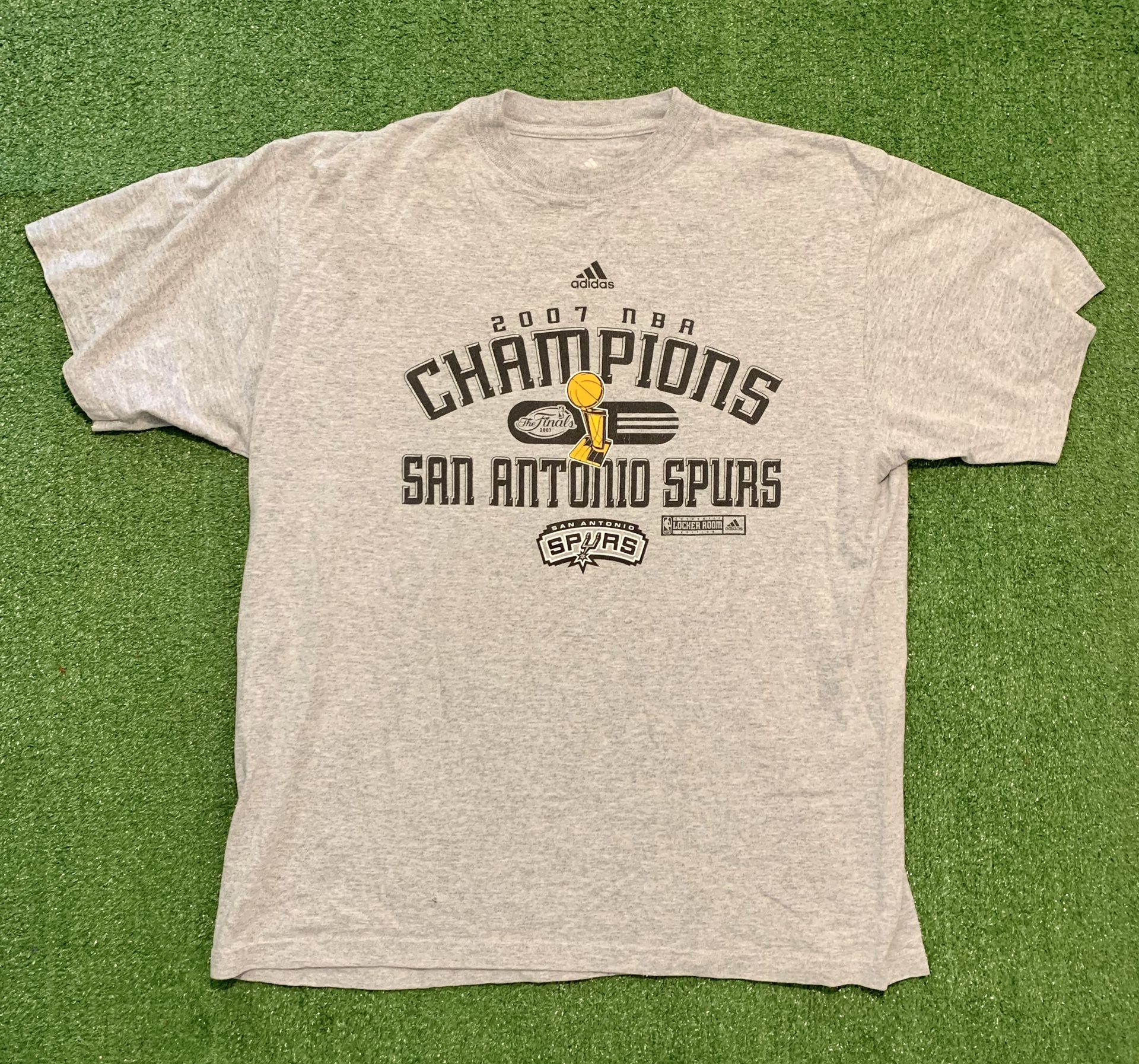 San Antonio Spurs 2007 NBA Champions Adidas T-shirt. Size Large. Good condition, see all pics