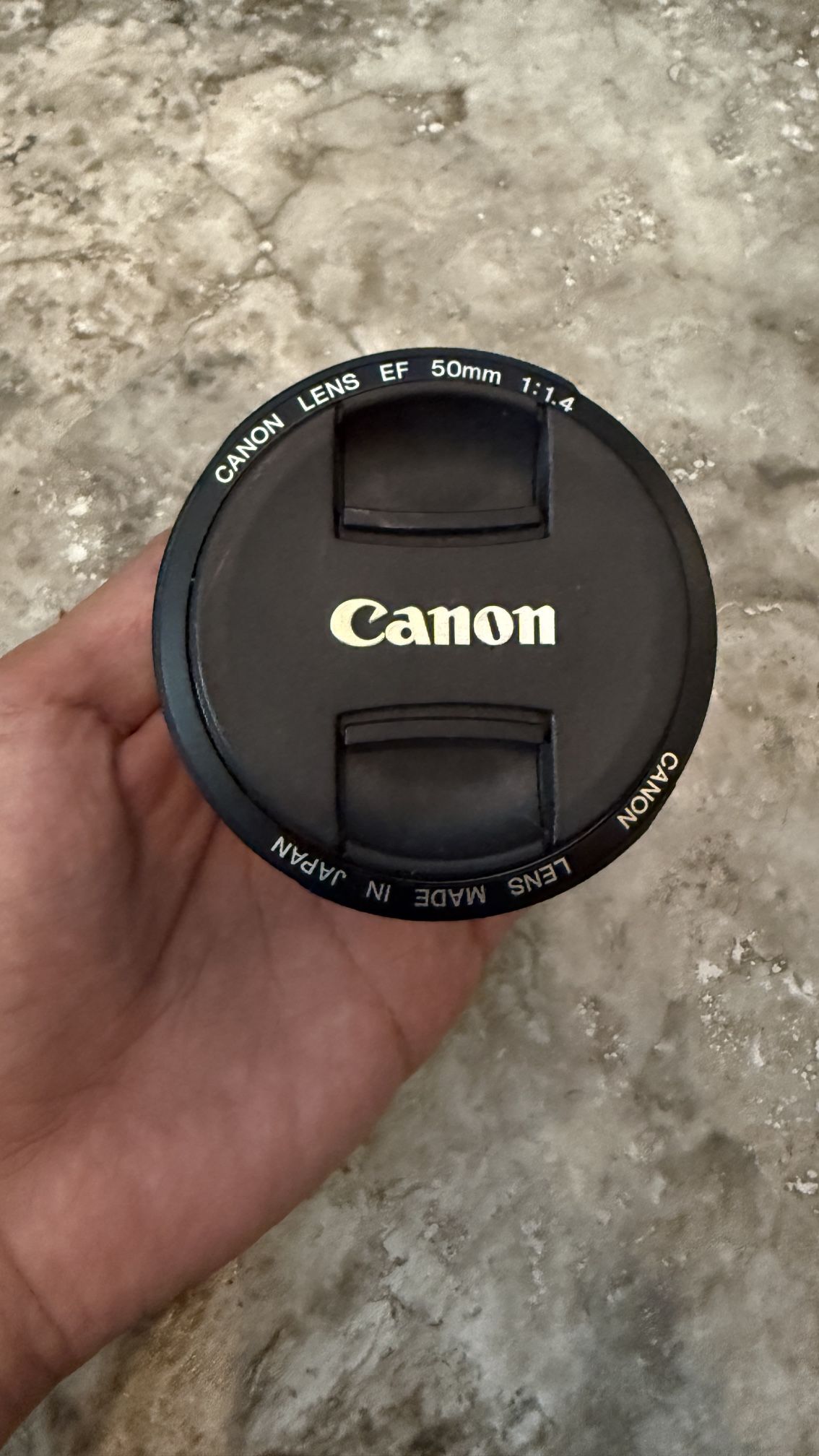 Canon EF 50mm f/1.4