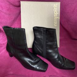 Easy Spirit Black Leather Ankle Boots