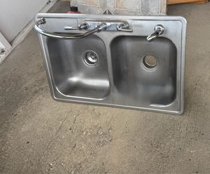 Double Bowl Stainless Steel Kitchen Sink with Faucet