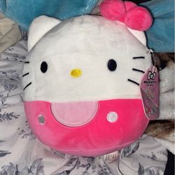 Hello Kitty Squishmallow