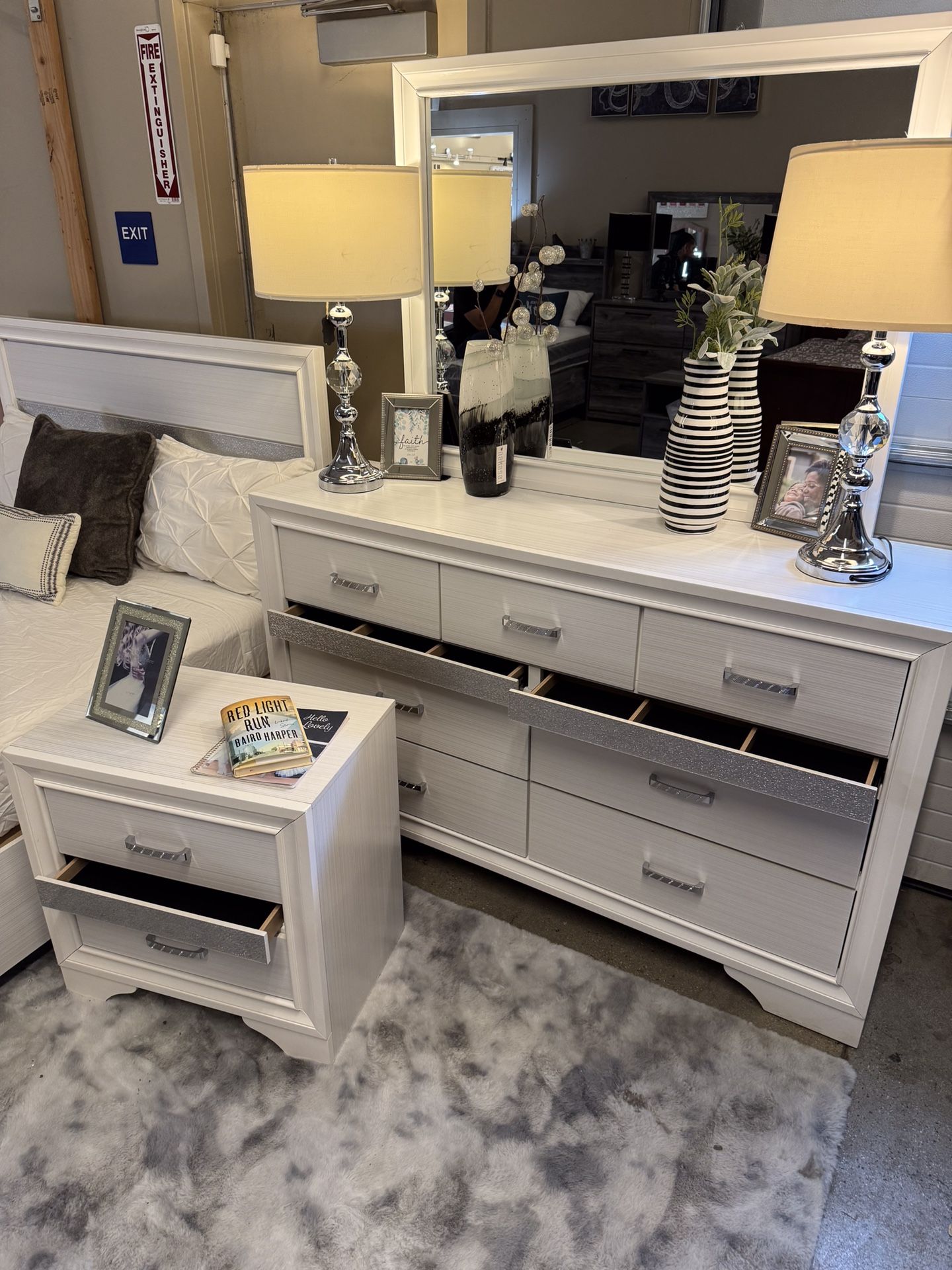 Beautiful Full Bedroom Set
