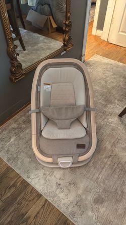 Baby bouncer & rocker