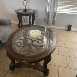 BEAUTIFUL SET COFFEE TABLE & End TABLE 
