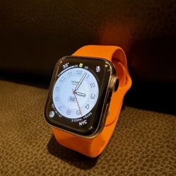 Hermes Apple Watch Series 4 40mm MINT read
