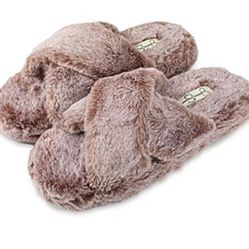 Cozy & Cute Warm Brown Plush Criss Cross Slippers