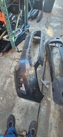 Ford focus front bumper oem